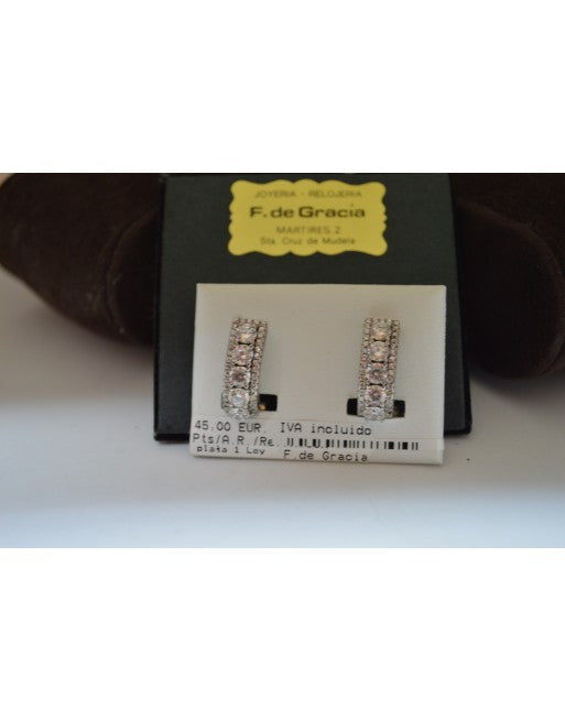Pendientes circonitas